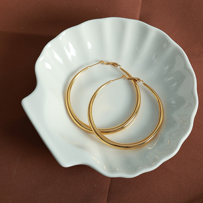 Retro exaggerated large circle hollow earrings