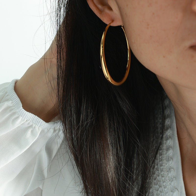 Retro exaggerated large circle hollow earrings